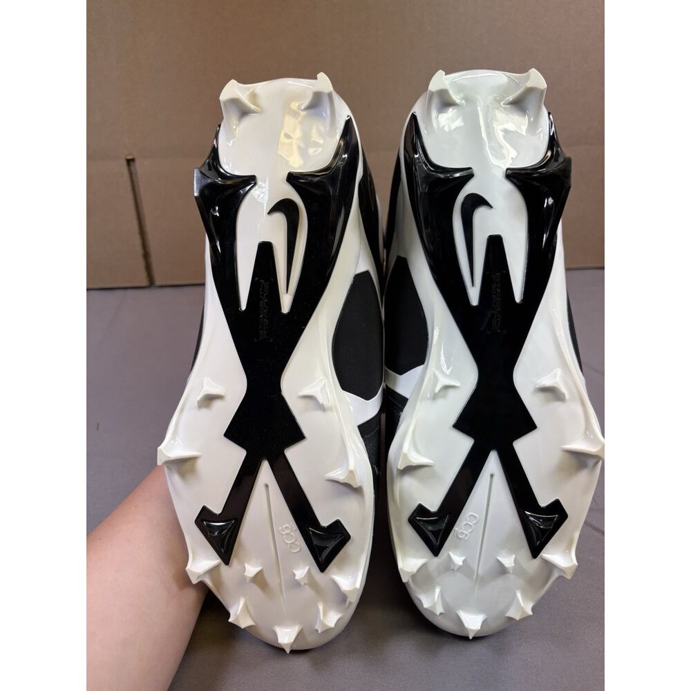 Nike Alpha Menace Pro 3 Football Cleats Size 12 Black White CT6649-001 NEW W/BOX - Picture 4 of 7